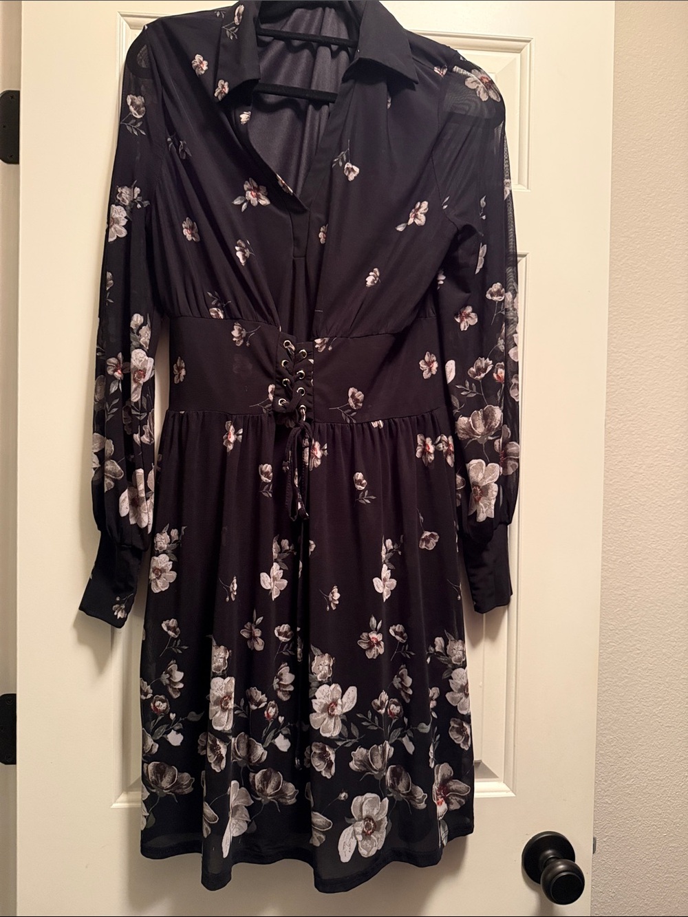 Black Floral Lace-Up Waist Long Sleeve Collared Dress